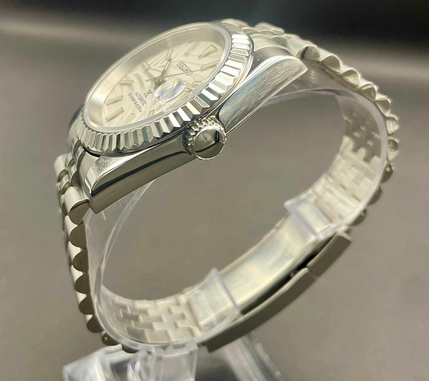 "Palm Silver" Weiße Uhr