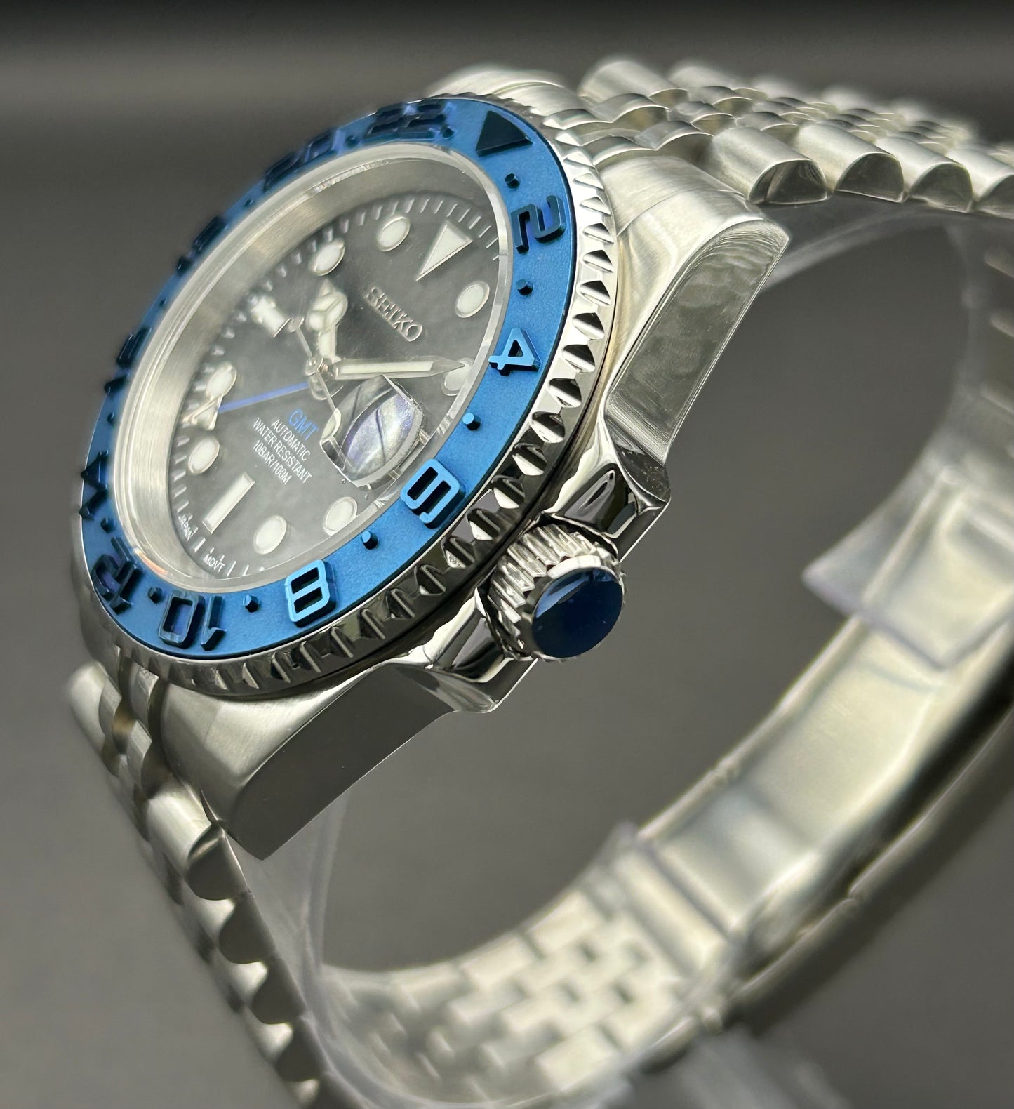 Uhr „GMT Blue Ring“