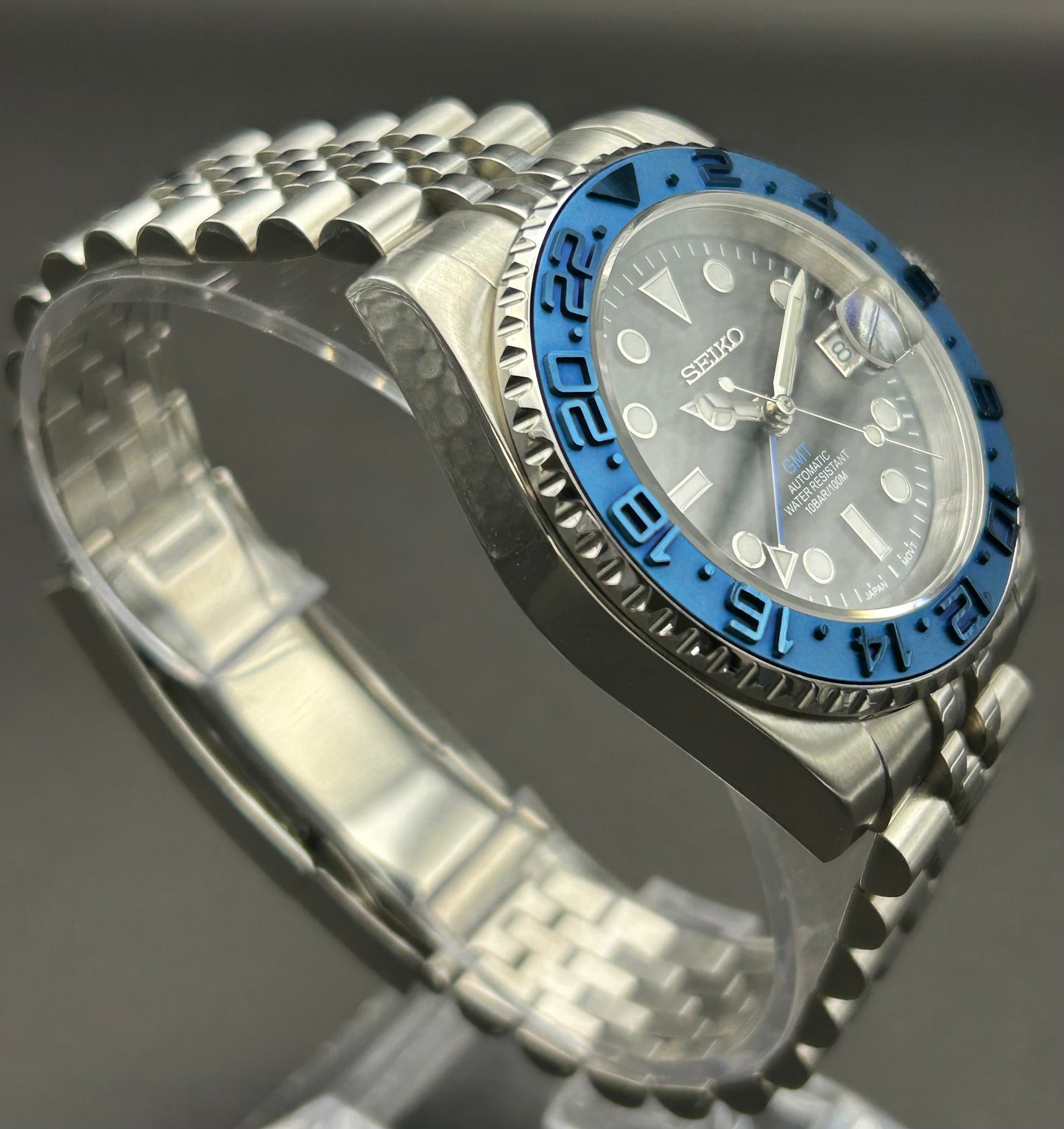 Uhr „GMT Blue Ring“